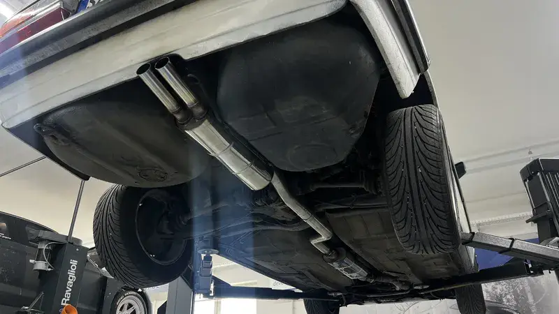 Mega-Angebot Fox BMW E28 518i ohne Kat End- und Vorschalldämpfer - 2x55 Typ 10
