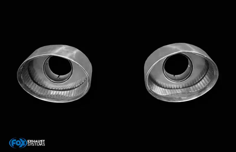 Fox Anschweißendrohr Typ 38 - Rechts & Links RS3-Look 160x130 mm / Länge: 180 mm - oval- 1x seitlich nach rechts und 1x seitlich nach links abgeschrägt Anschluss: 63,5mm innen mit Schelle Preiswert