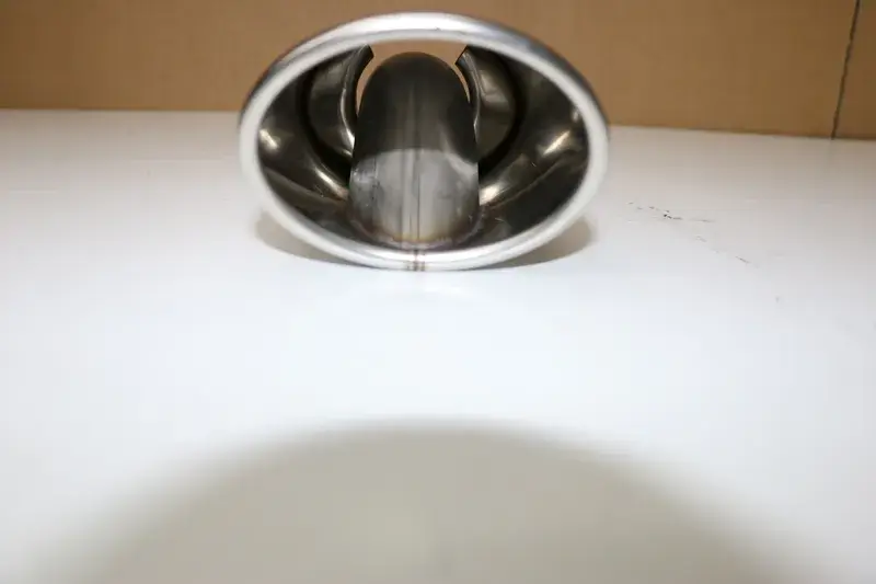 Geprüft Fox Anschweißendrohr 32 115x85 mm - oval / eingerollt / 24,5° abgeschrägt / mit Absorber - Anschluss 55mm nach unten (versteckt)