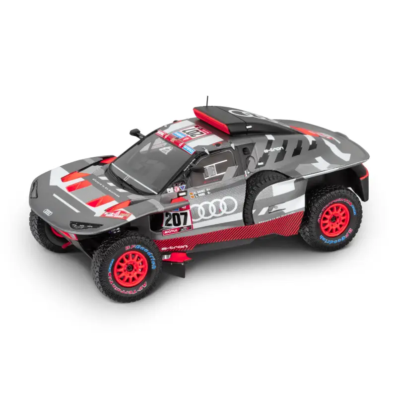 Original Audi Sport Modellauto 1:43 Miniatur RS Q e-tron E2 Sainz/Cruz Modell 5022200633 Neu Im Sortiment