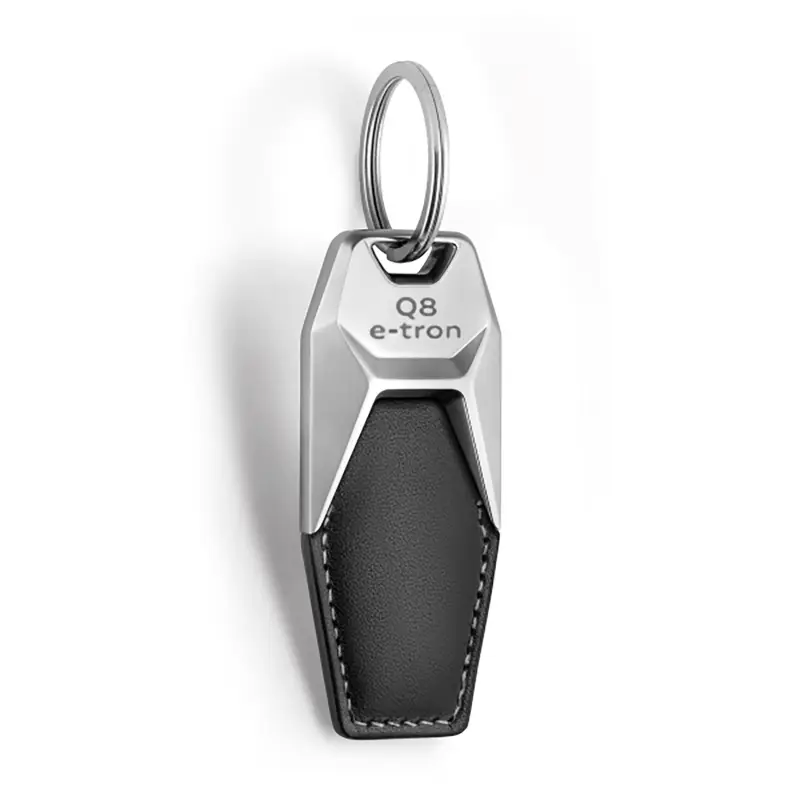 Neu Im Sortiment Original Audi Q8 e-tron Schlüsselanhänger Metall/Leder Anhänger Keyring 3182300100